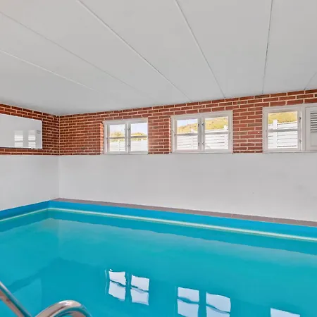 4 Bedroom Stunning In