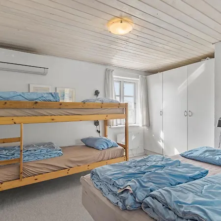 4 Bedroom Stunning In *