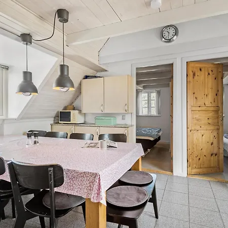 4 Bedroom Stunning In *