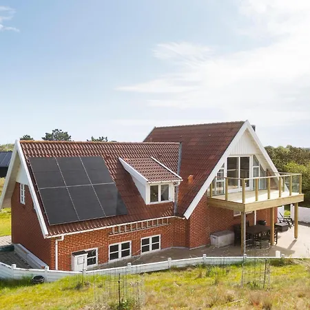 펜션 4 Bedroom Stunning In